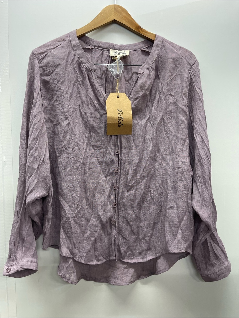 Listicle Lavender Button-Front Long Sleeve Blouse‎